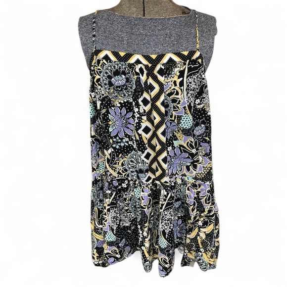Free People Dresses & Skirts - Free People Black and Gold Patterned Dress